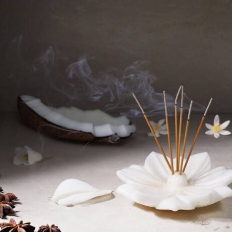 Jasmine, Incense & Coconut fragrance oil for use in candles, soap, perfume, diffusers and more